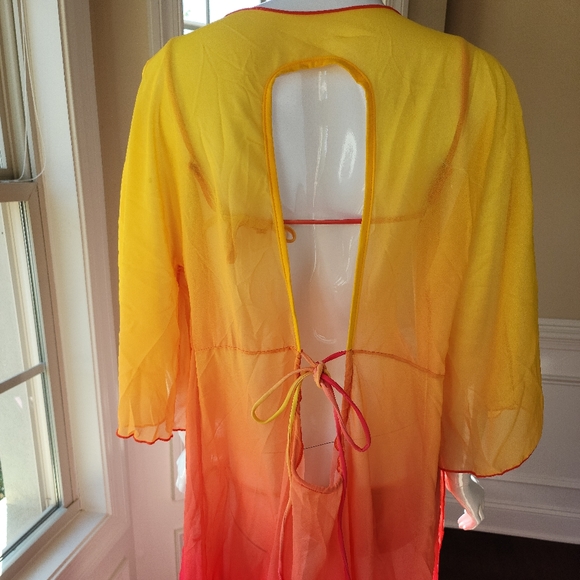 URBAN LOOK SUNRISE OMBRE BIKINI & COVERUP - Picture 9 of 11